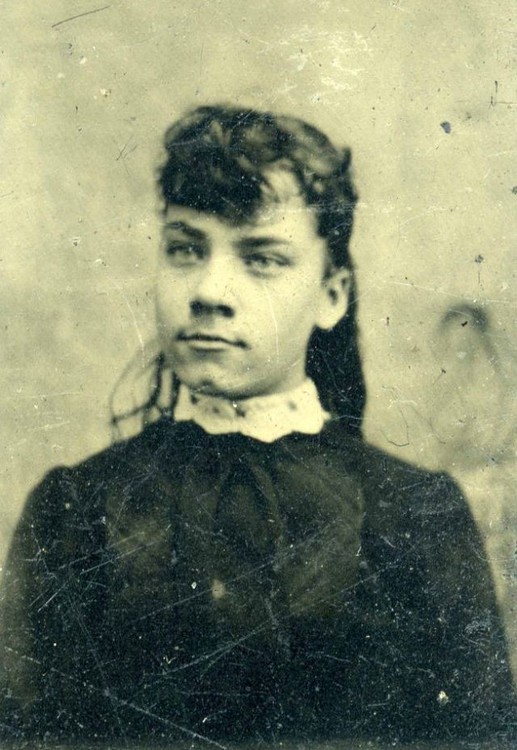 996749425_VictorianWomenfromthe19thCentury(3).thumb.jpg.28df83407796d511381f7a11a048d8b3.jpg