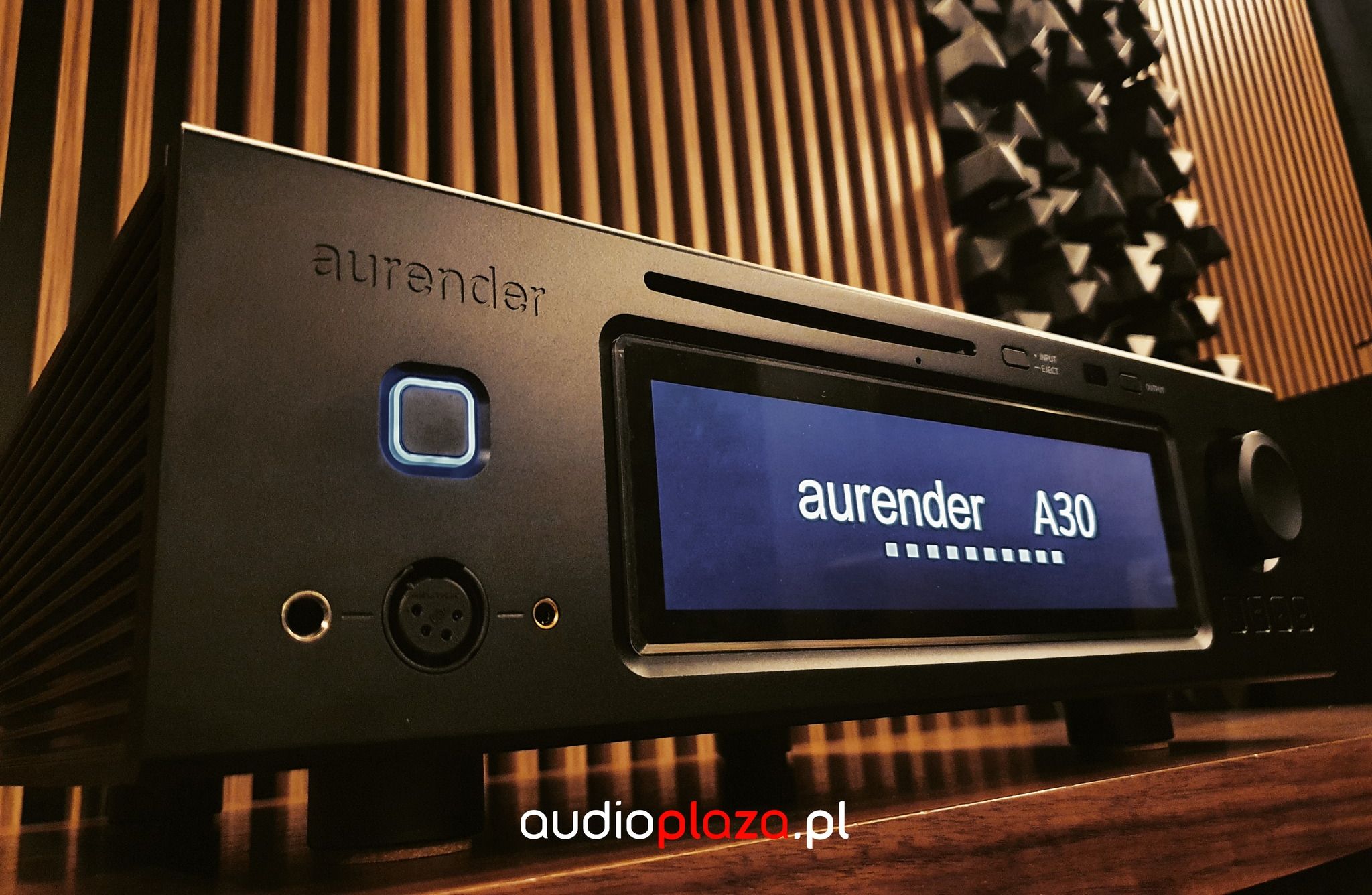 aurender-a30-audioplazapl-fot2.jpg.d4ebe1ce84e954bfddee1296edc9df87.jpg